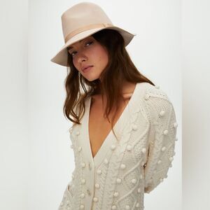 Aritzia Alxiliary Neutral Wool  Fedora with strap detail